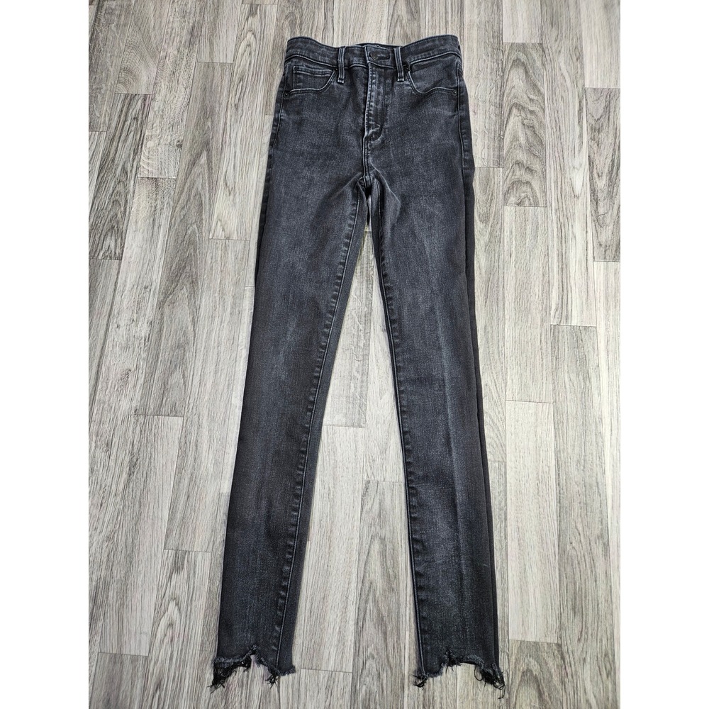 Abercrombie & Fitch Simone High Rise Ankle Jeans Womens 24/00 Black Raw Hem